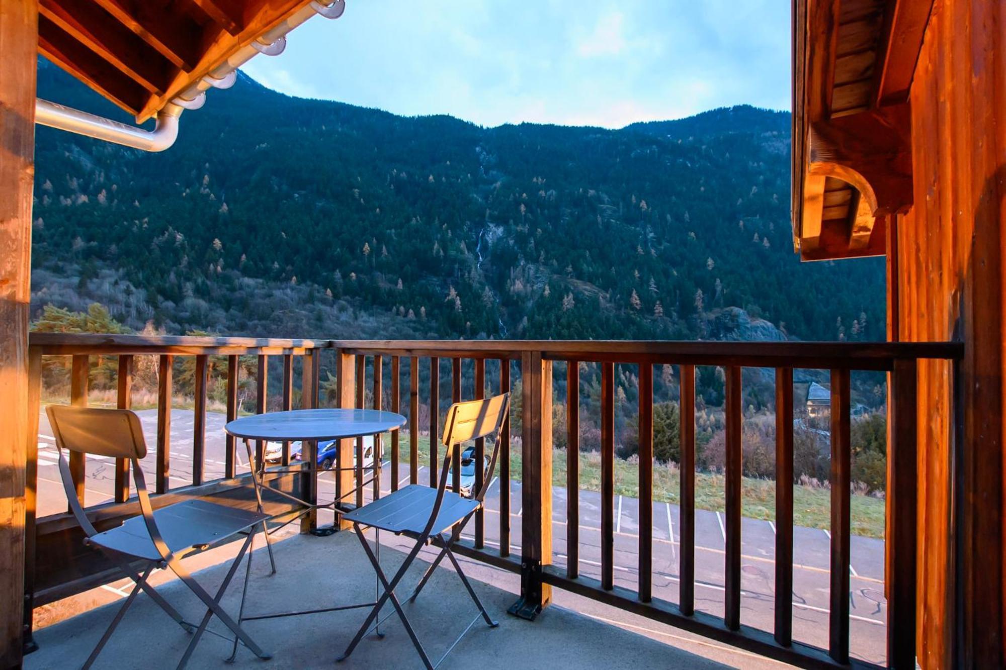 Cozyloge, Orelle & Les 3 Vallees 外观 照片